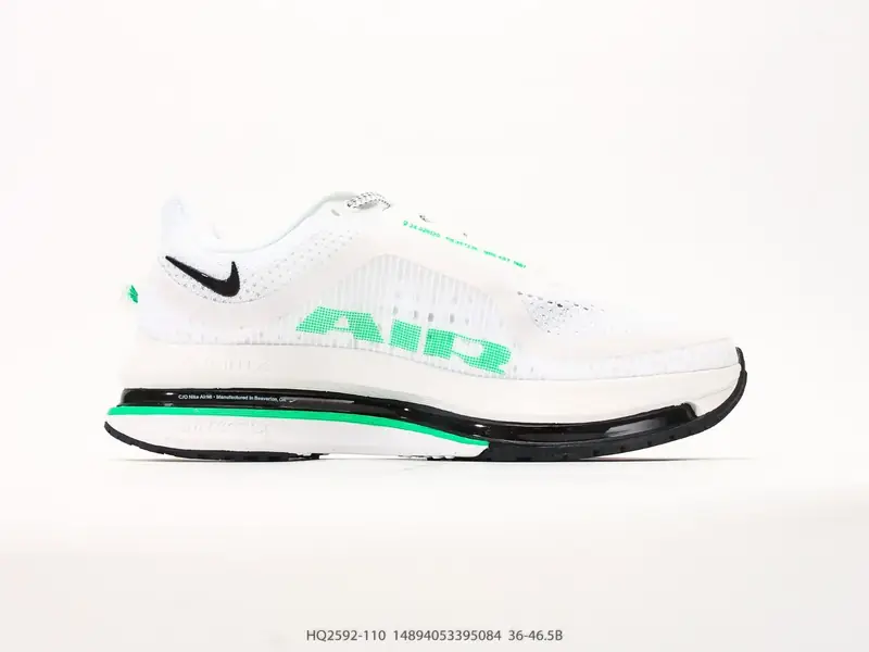 Nike Air Zoom Pegasus Premium 耐克网面全掌气垫缓震跑鞋 #全掌可见的Air Zoom首次在Pegasus系列中出现，模仿了Vaporfly的碳板曲线，增强了跑步时的流畅 HQ2592-110 #14894053395084
