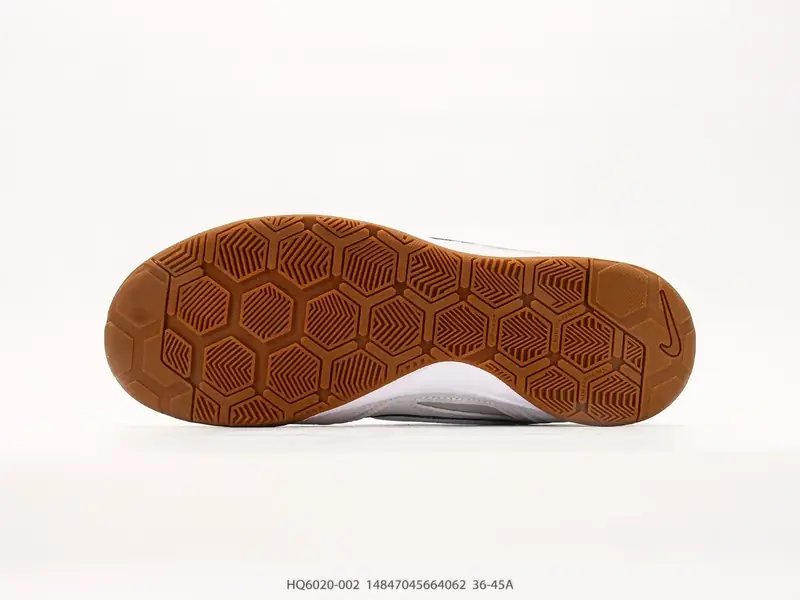 Nike Scarpe sportive Comodo HQ6020-002 #14847045664062