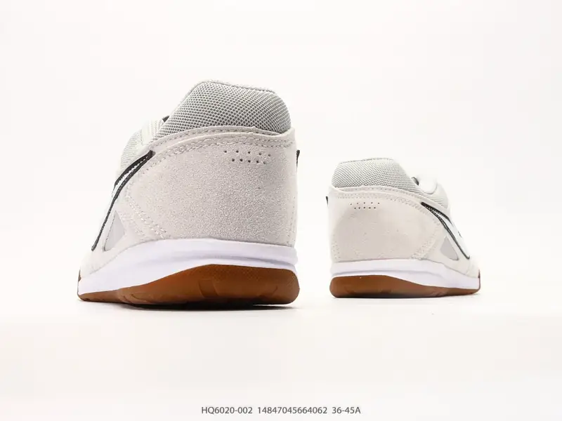 Nike Scarpe sportive Comodo HQ6020-002 #14847045664062