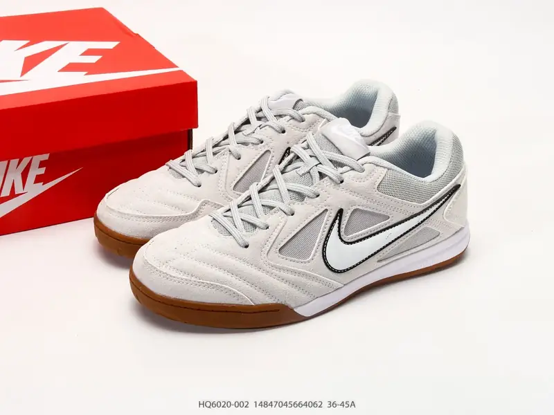 Nike Scarpe sportive Comodo HQ6020-002 #14847045664062