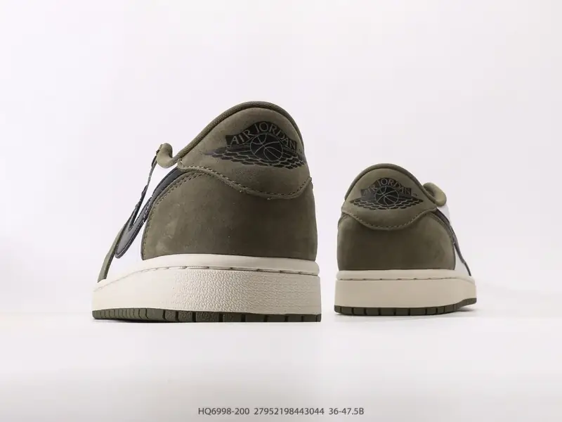 나이키 농구화 레트로 클래식 로우탑 HQ6998-200 #27952198443044