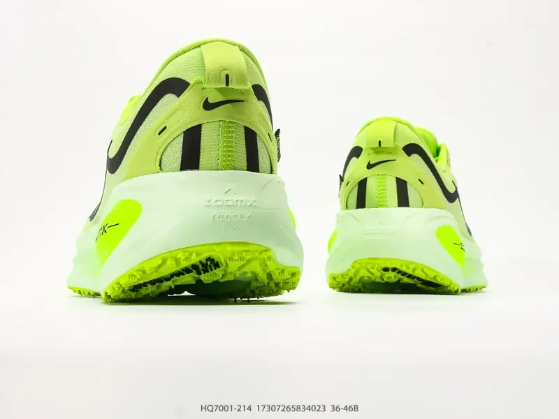 Nike Freizeitschuhe Gedämpft HQ7001-214 #17307265834023