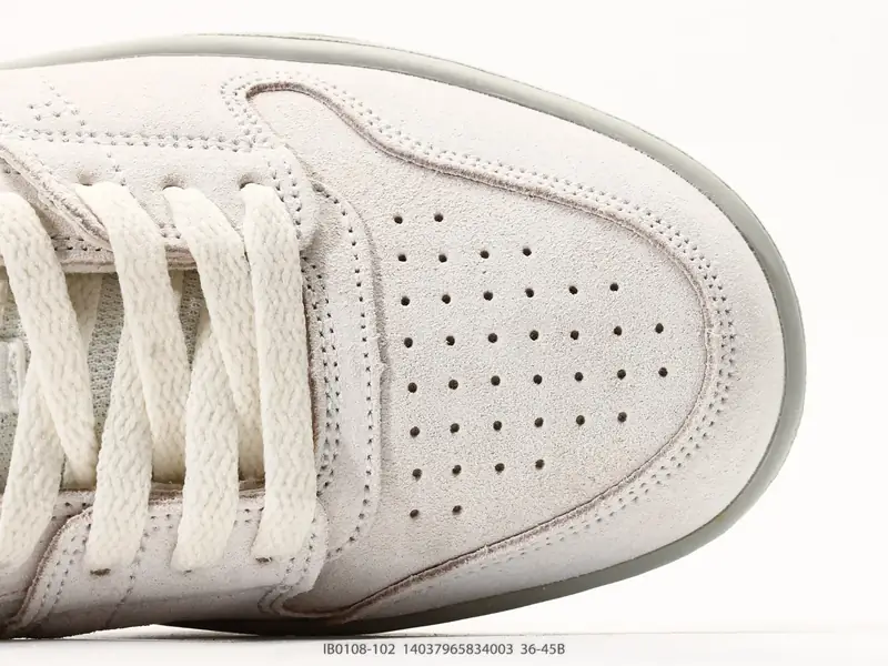 Nike Scarpe da basket Classico Basso IB0108-102 #14037965834003