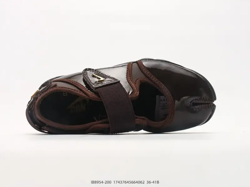 Nike Sports Shoes Cushioned Comfortable IB8954-200 #17437645664062