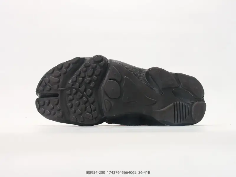 Nike Sports Shoes Cushioned Comfortable IB8954-200 #17437645664062