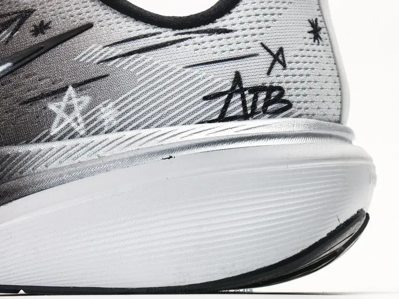 Nike Laufschuhe Atmungsaktiv II7210-101 #14367865834023