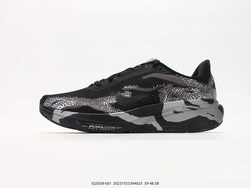 Nike Sepatu Lari Bernapas IQ3928-001 #20237555394023