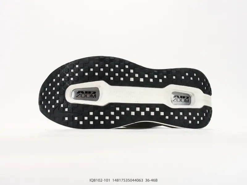 Nike VOMERO PREMIUM 耐克 舒适减震防滑 低帮跑步鞋 全掌ReactX泡绵 IQ8102-101 #14817535044063