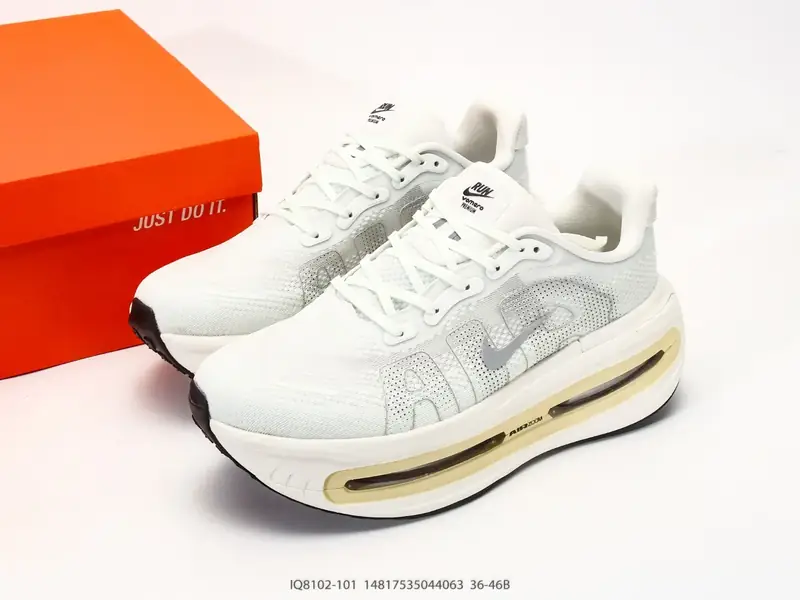 Nike VOMERO PREMIUM 耐克 舒适减震防滑 低帮跑步鞋 全掌ReactX泡绵 IQ8102-101 #14817535044063