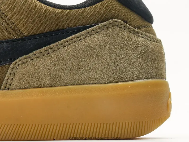 Nike Chaussures de skate Basse IQ8398-200 #14087945664022