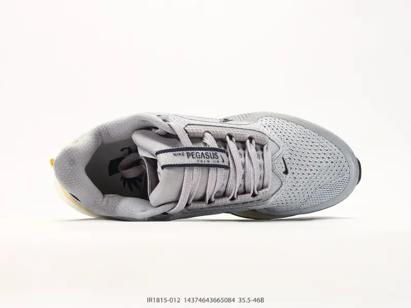 NIKE PEGASUS PREMIUM 耐克 飞马公路跑步鞋 有史以来第一双拥有弯曲全掌的AIR ZOOM气垫，且结合ZOOM X 和REACT X 三明治的科技结构 IR1815-012 #14374643665084