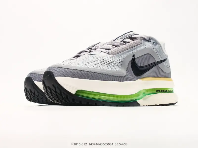 NIKE PEGASUS PREMIUM 耐克 飞马公路跑步鞋 有史以来第一双拥有弯曲全掌的AIR ZOOM气垫，且结合ZOOM X 和REACT X 三明治的科技结构 IR1815-012 #14374643665084