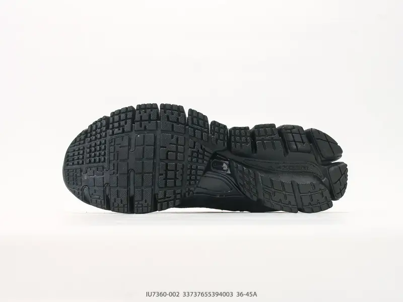 Nike Zoom Skylon 11 舒适柔软透气回弹 复古跑步鞋 网面材质看着很透气 线条的 IU7360-002 #33737655394003