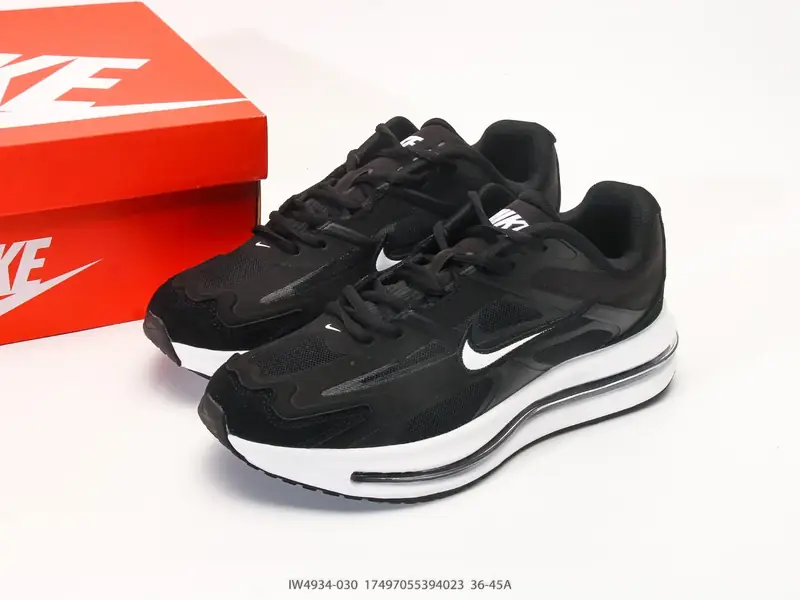 Nike Air Max Metro 缓震柔软灵敏舒适 合成革皮革网布透气 低帮跑步鞋 美式街头风日常运动鞋女款，通勤、周末逛街或咖啡馆都能穿，搭直筒牛仔裤和运动卫衣就很有松弛感，买家反馈「脚感不错 IW4934-030 #17497055394023