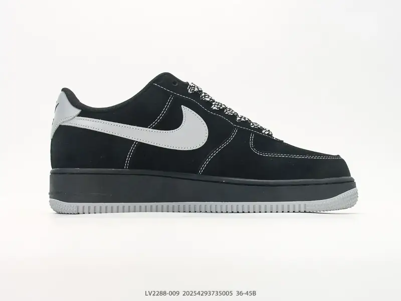 Nike Chaussures de sport Collaboration Basse Coussin d'air LV2288-009 #20254293735005