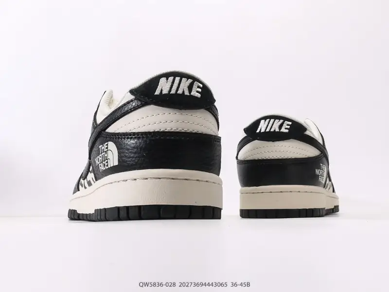 耐克Nike SB Dunk Low 北面联名 雪山米白黑 高端定制 低帮休闲板鞋 QW5836-028 #20273694443065
