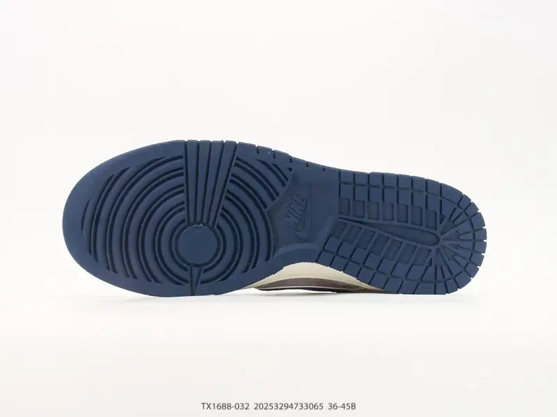 Nike Scarpe sportive Basso TX1688-032 #20253294733065