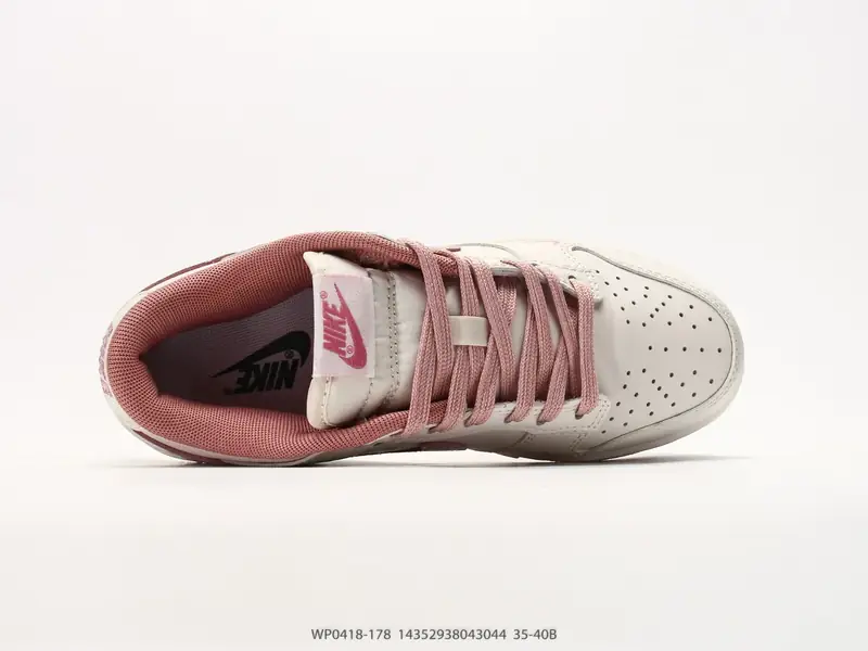 Nike Dunk Low 桃夭粉 米白粉 女款 板鞋 当经典的Dunk Low遇上这抹独家的“桃夭粉”，是一场关于青春与甜酷的完美叙事 WP0418-178 #14352938043044