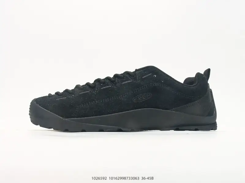 KEEN（科恩）经典的 JASPER 系列户外休闲鞋 配色为黑（Brown） 特点： 1026592