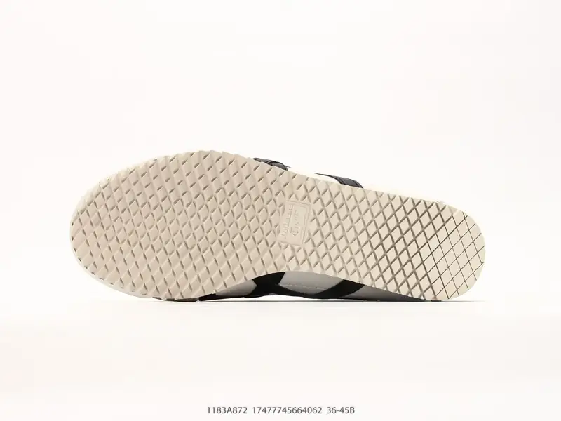 Onitsuka Tiger MEXICO 66 SD PARATY百搭单品 板鞋 MEXICO 66是鬼冢虎旗下最经典的款式，李小龙最喜欢的 1183A872 #17477745664062