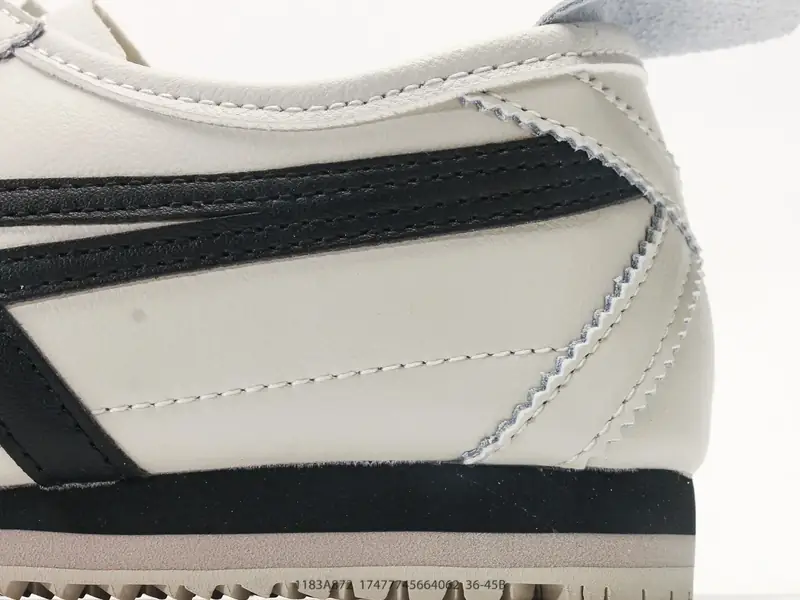 Onitsuka Tiger MEXICO 66 SD PARATY百搭单品 板鞋 MEXICO 66是鬼冢虎旗下最经典的款式，李小龙最喜欢的 1183A872 #17477745664062
