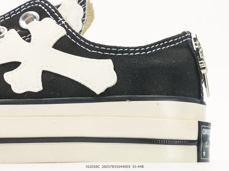 Lainnya Sepatu Olahraga Kolaborasi Low Top 162058C #26037835044003