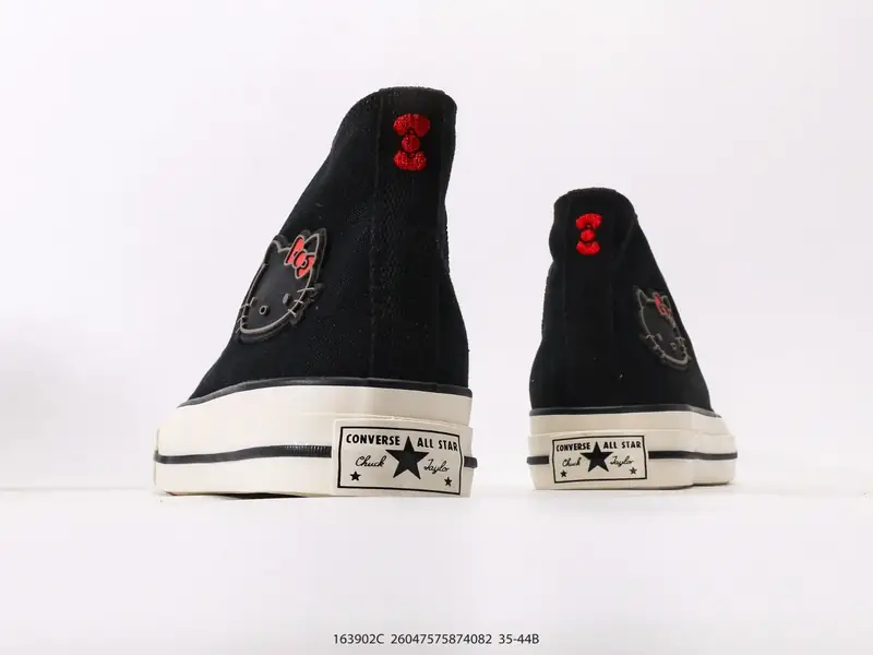 Lainnya Sepatu Olahraga Klasik Kolaborasi 163902C #26047575874082