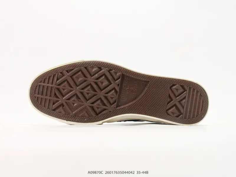 Lainnya Sepatu Board Kolaborasi Low Top A09870C #26017635044042