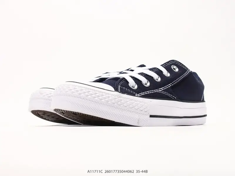 Converse Chuck Taylor All Star 这双百搭耐穿匡威 口粮鞋实锤了 出门不知道穿什么的时候，选这双没错的 A11711C #26017735044062