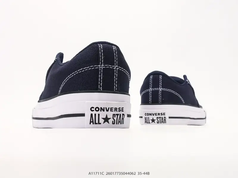 Converse Chuck Taylor All Star 这双百搭耐穿匡威 口粮鞋实锤了 出门不知道穿什么的时候，选这双没错的 A11711C #26017735044062