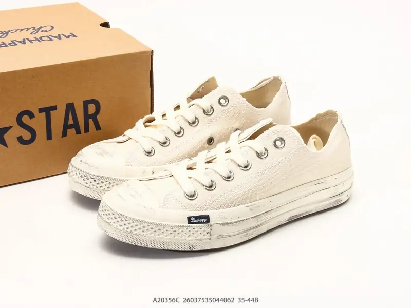 Lainnya Sepatu Kasual Retro Klasik Kolaborasi A20356C
