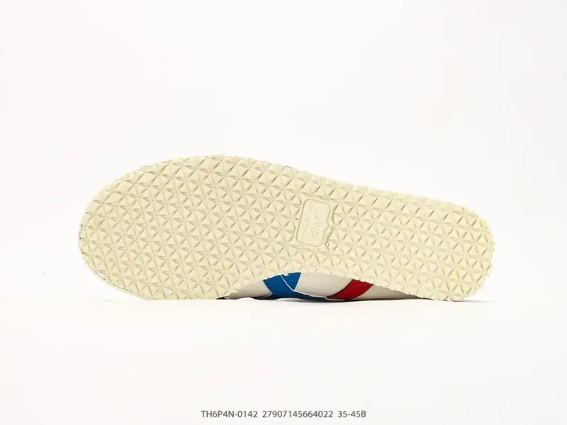 Onitsuka Tiger MEXICO 66 SD PARATY百搭单品 板鞋 MEXICO 66是鬼冢虎旗下最经典的款式，李小龙最喜欢的 TH6P4N-0142 #27907145664022