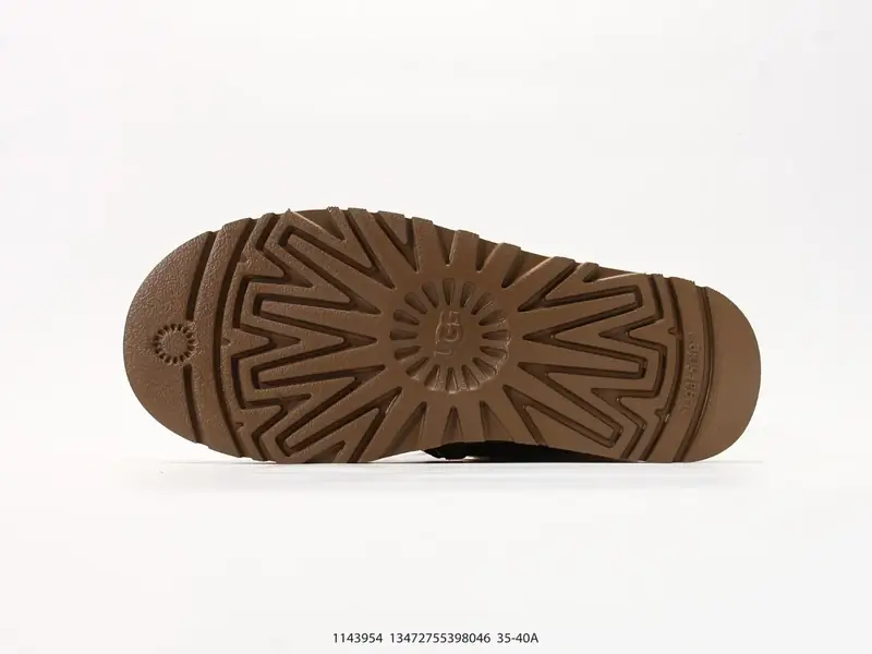 UGG Scarpe sportive  1143954 #13472755398046