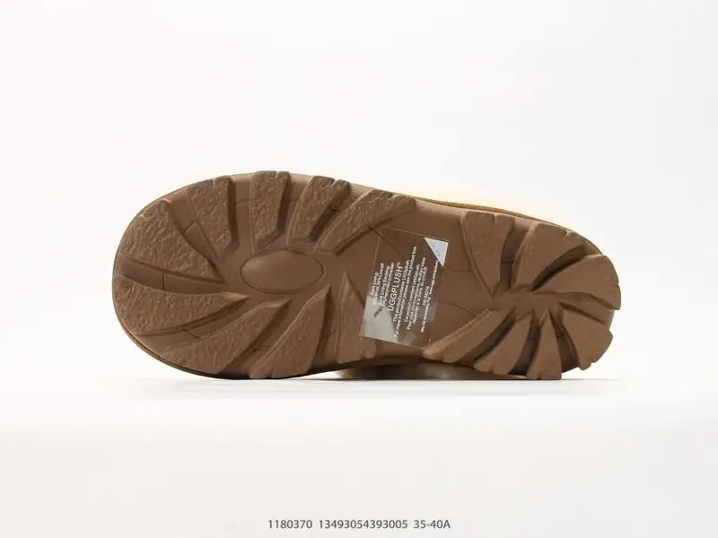 UGG Sepatu Kasual Low Top Nyaman 1180370 #13493054393005