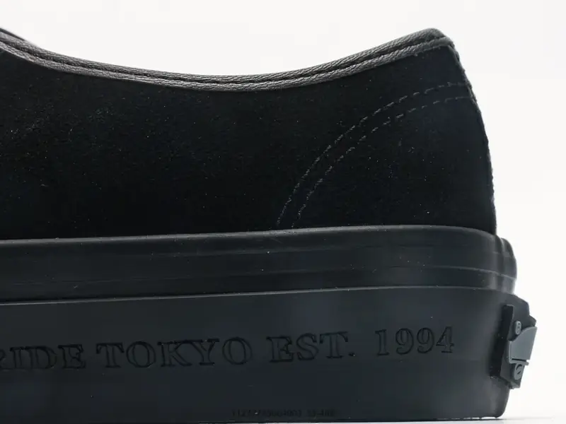 Vans Sportschuhe Klassisch Kollaboration Niedrig VN000XVJBLA #11277745664003